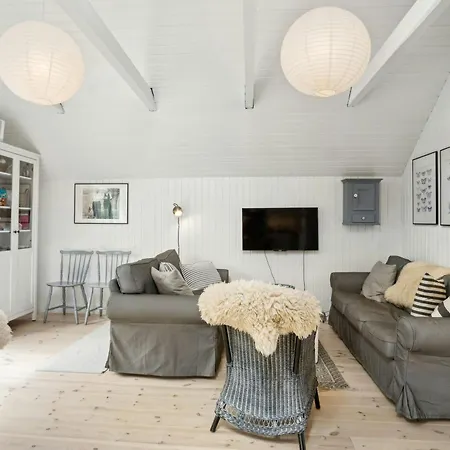 Holiday home Cozy Summer House Close To The Sjolund