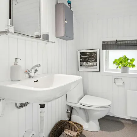 Cozy Summer House Close To The Nyaraló *