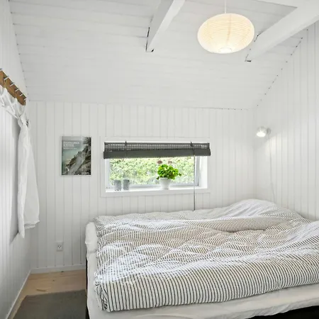 Cozy Summer House Close To The Holiday home *