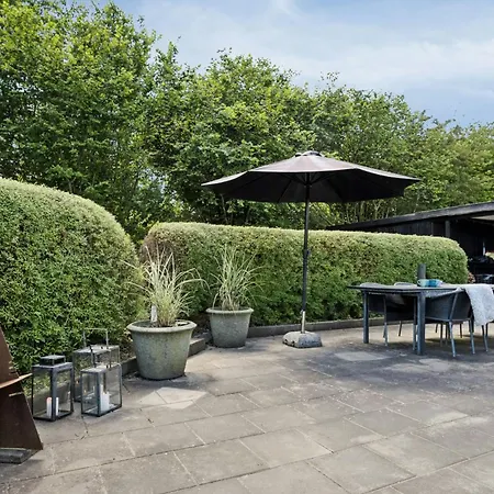 Holiday home Cozy Summer House Close To The