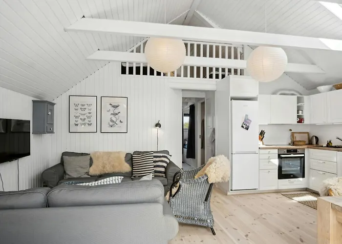 Cozy Summer House Close To The Semesterbostad *